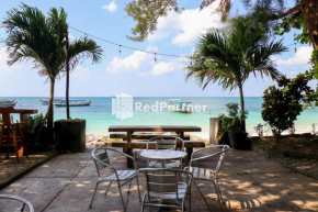 Sahabat Pantai Guest House Mitra RedDoorz